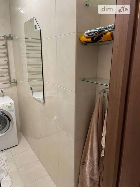 Продаж 2к квартири 71 кв. м на просп. Соборності 30 • ID 348