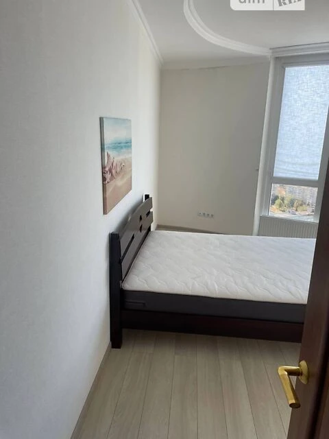 Продаж 2к квартири 71 кв. м на просп. Соборності 30 • ID 348