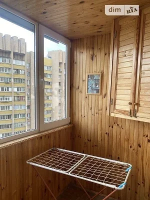 Продаж 3к квартири 93 кв. м на просп. Василя Порика 7А • ID