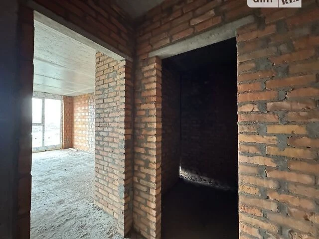 Продаж 2к квартири 72.85 кв. м на вул. Андрія Верхогляда 30