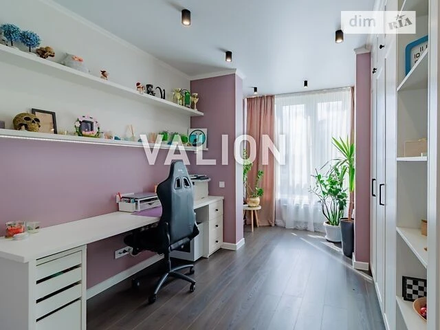 Продаж 3к квартири 82.2 кв. м на вул. Каховська 62А • ID 348