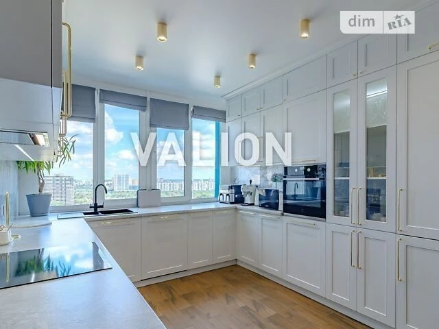 Продаж 3к квартири 82.2 кв. м на вул. Каховська 62А • ID 348