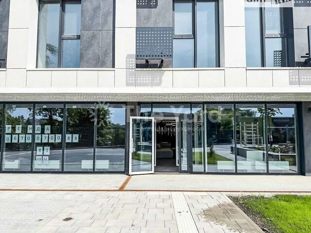 Продаж 3к квартири 69.45 кв. м на вул. Андрія Верхогляда 30