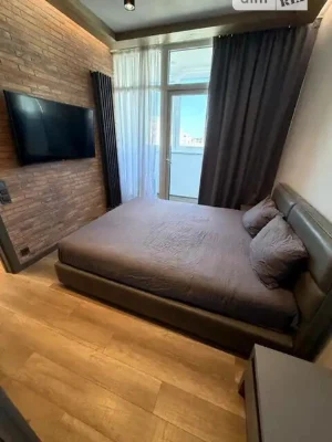Продаж 2к квартири 51 кв. м на вул. Драгоманова 2 • ID 34838