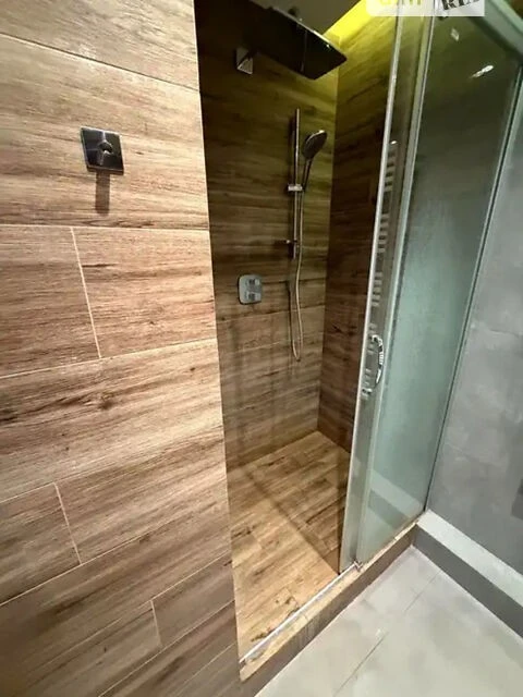 Продаж 2к квартири 51 кв. м на вул. Драгоманова 2 • ID 34838
