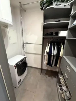 Продаж 2к квартири 51 кв. м на вул. Драгоманова 2 • ID 34838