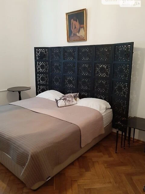 Продаж 2к квартири 62 кв. м на вул. Десятинна 1/3 • ID 34837