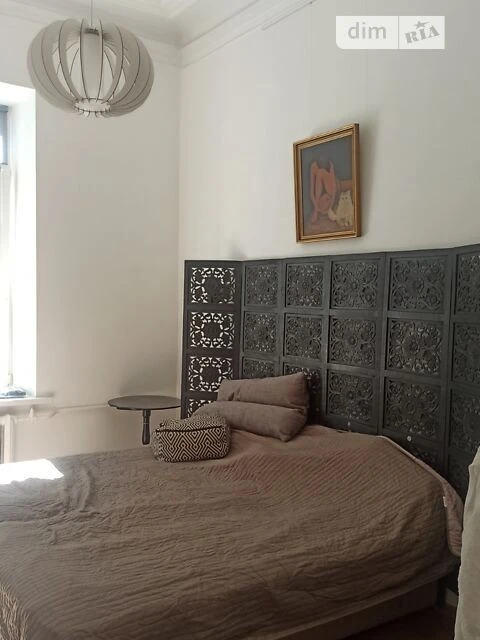 Продаж 2к квартири 62 кв. м на вул. Десятинна 1/3 • ID 34837