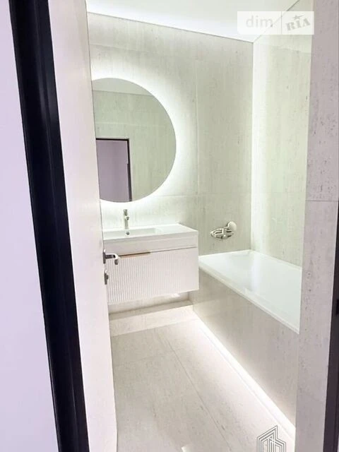 Продаж 3к квартири 76 кв. м на наб. Дніпровська 15К • ID 348