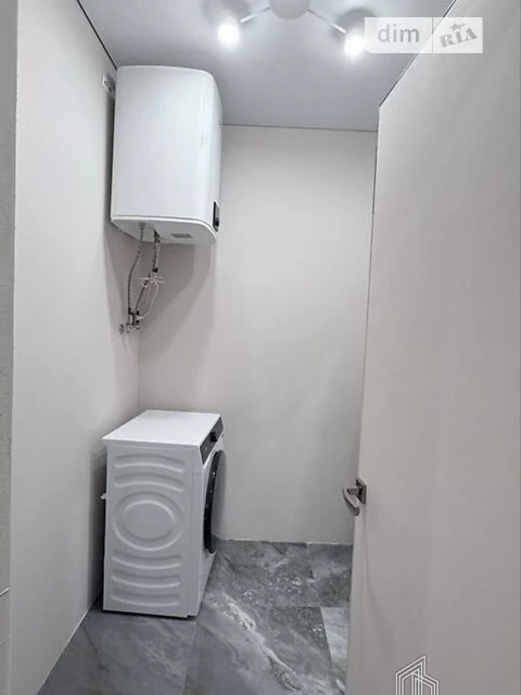 Продаж 3к квартири 76 кв. м на наб. Дніпровська 15К • ID 348