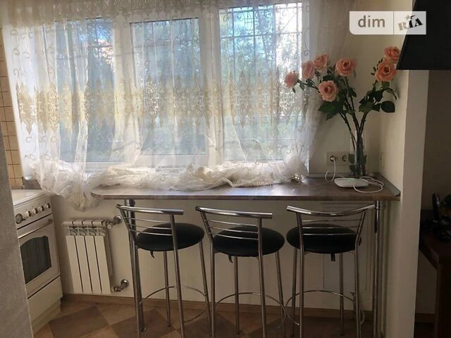 Продаж 1к квартири 29.9 кв. м на бул. Верховної Ради 14, кв.