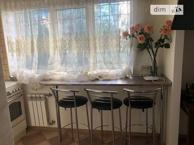 Продаж 1к квартири 29.9 кв. м на бул. Верховної Ради 14, кв.