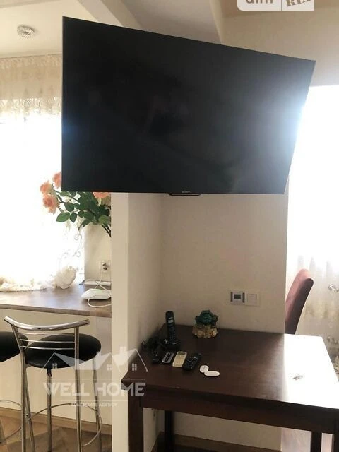 Продаж 1к квартири 29.9 кв. м на бул. Верховної Ради 14, кв.
