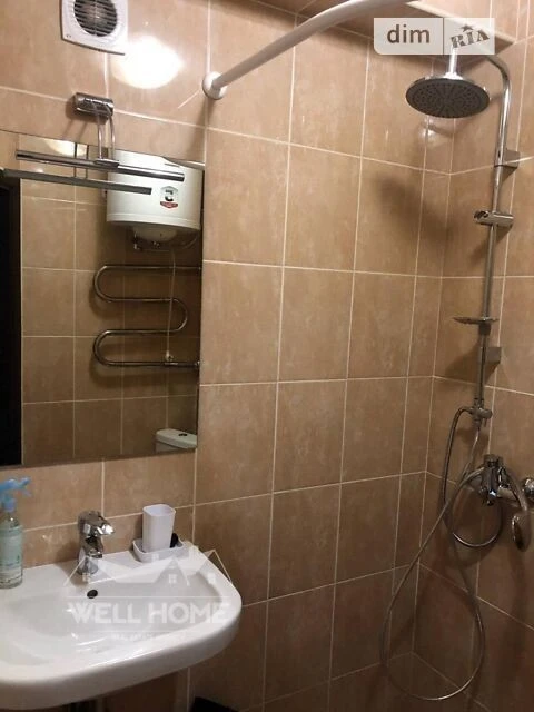 Продаж 1к квартири 29.9 кв. м на бул. Верховної Ради 14, кв.