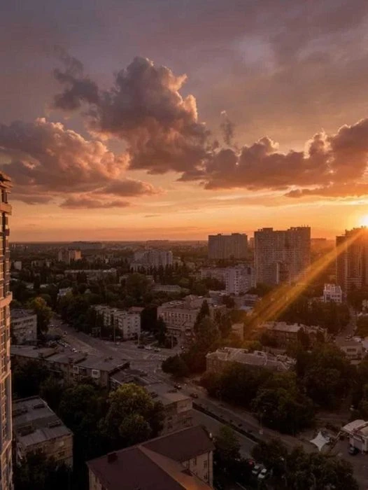 Видова 3-кімнатна квартира ЖК Чотири сезони! 103 м.кв.