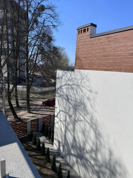 160 м² біля Міського озера — приватний будинок у клубному фо