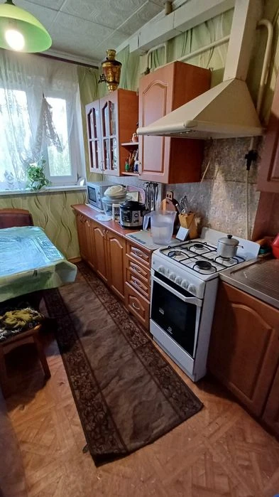 Продам 2-к квартиру, Площадь Победы!