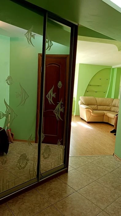 Сучасна квартира на Оболонський площі