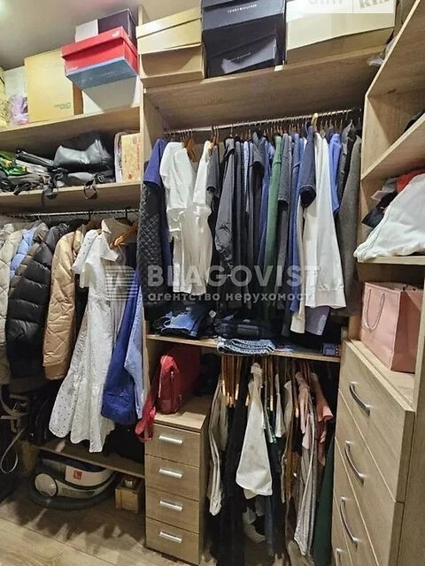 Продаж 1к квартири 51 кв. м на вул. Драгоманова 2 • ID 34837