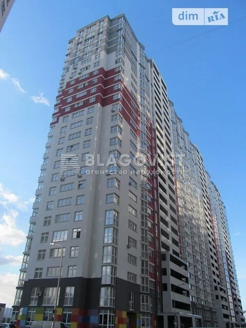 Продаж 1к квартири 51 кв. м на вул. Драгоманова 2 • ID 34837