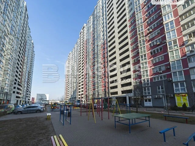 Продаж 1к квартири 51 кв. м на вул. Драгоманова 2 • ID 34837