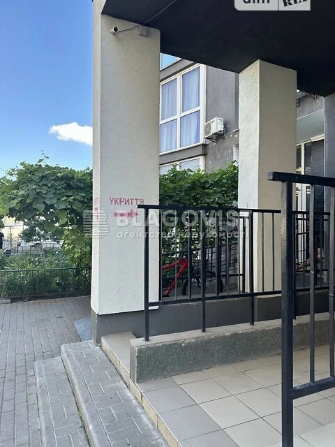 Продаж 1к квартири 51 кв. м на вул. Драгоманова 2 • ID 34837