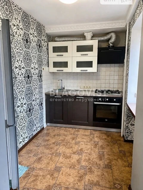 Продаж 3к квартири 63 кв. м на просп. Берестейський 20 • ID