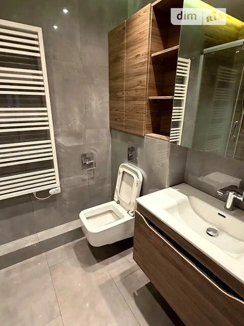 Продаж 1к квартири 51 кв. м на вул. Драгоманова 2 • ID 34838