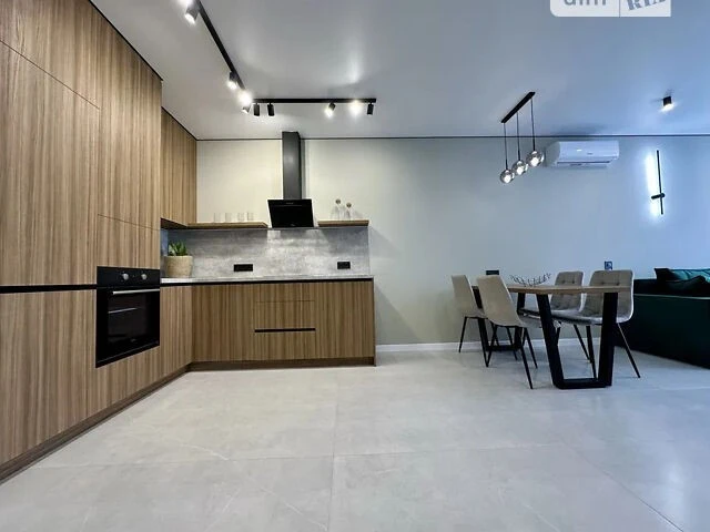 Продаж 1к квартири 49 кв. м на вул. Причальна 8 • ID 3483706