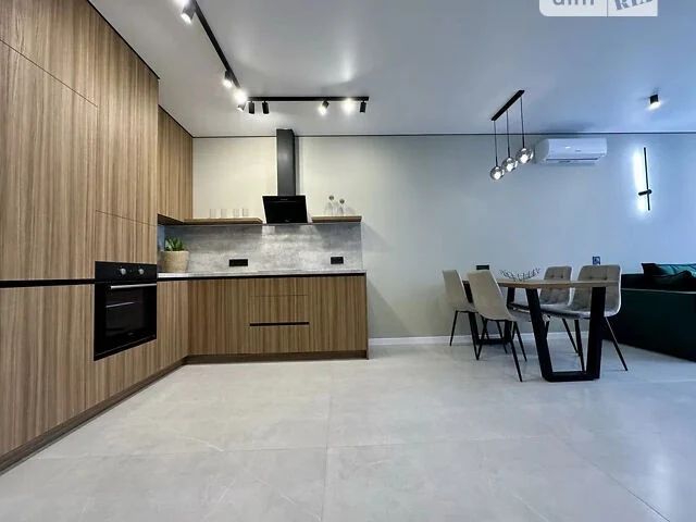 Продаж 1к квартири 49 кв. м на вул. Причальна 8 • ID 3483706