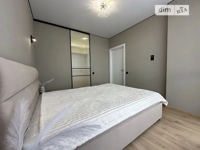 Продаж 1к квартири 49 кв. м на вул. Причальна 8 • ID 3483706