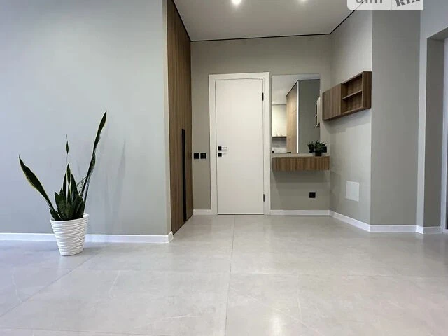 Продаж 1к квартири 49 кв. м на вул. Причальна 8 • ID 3483706