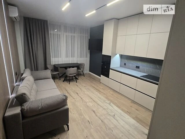 Продаж 2к квартири 86 кв. м на вул. Вишгородська 45 • ID 348