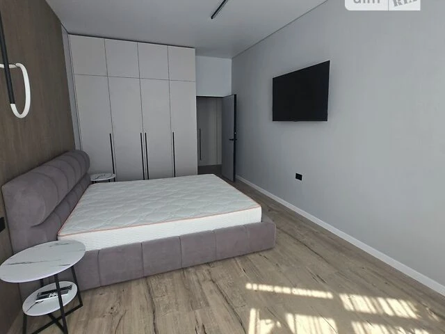 Продаж 2к квартири 86 кв. м на вул. Вишгородська 45 • ID 348
