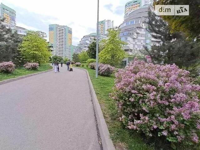 Продаж 2к квартири 86 кв. м на вул. Вишгородська 45 • ID 348
