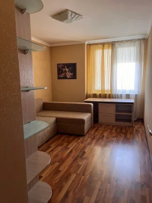 Продаж 2к квартири 75 кв. м на просп. Петра Григоренка 22/20