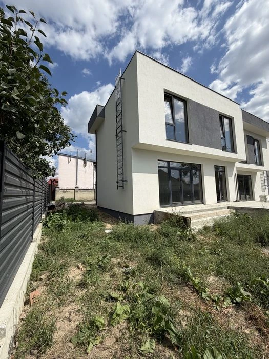 Продаж котеджу у Львові від забудовника