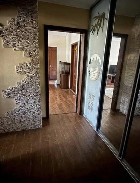 Продам 4х кім квартиру по Курузова Хортицький р-н Можливо Се