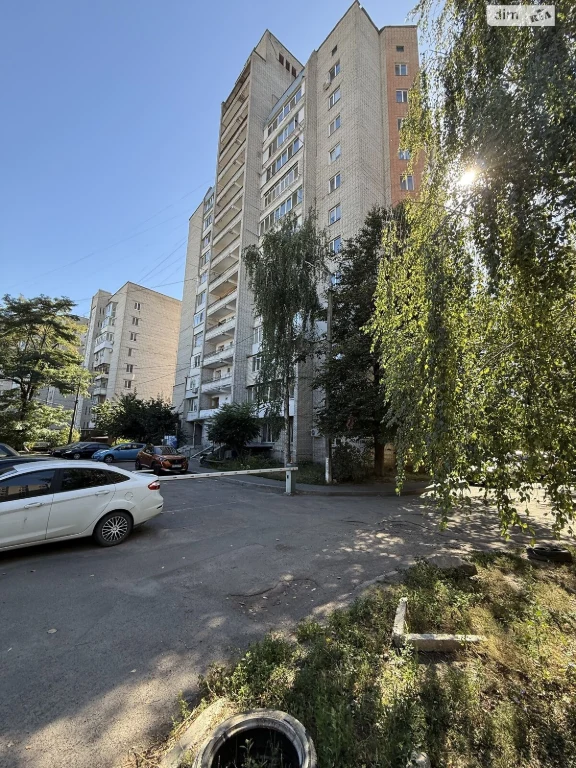 Продаж Квартира Свердловський масив