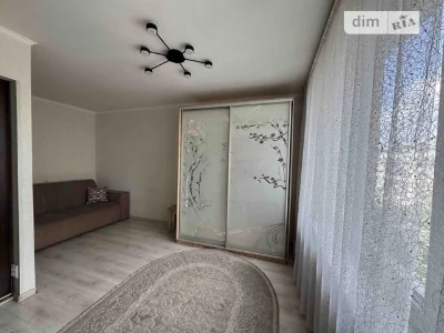 Продаж 1к квартири 21.5 кв. м на вул. Павла Петриченка 73 •