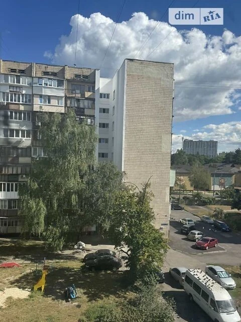 Продаж 1к квартири 21.5 кв. м на вул. Павла Петриченка 73 •