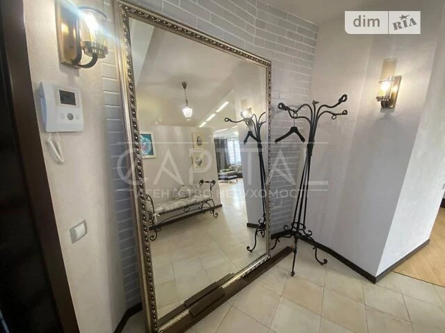 Продаж 3к квартири 110 кв. м на вул. Миколи Амосова 2 • ID 3