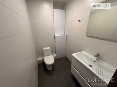 Продаж 3к квартири 99.6 кв. м на вул. Михайла Максимовича 32