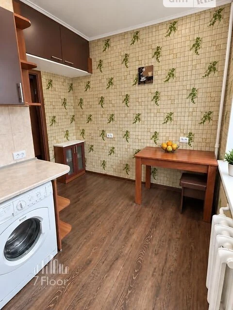 Продаж 2к квартири 45 кв. м на шосе Харківське 18/1 • ID 348