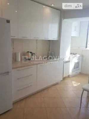 Продаж 2к квартири 47 кв. м на вул. В'ячеслава Чорновола 30