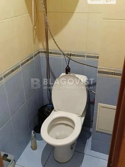 Продаж 2к квартири 47 кв. м на вул. В'ячеслава Чорновола 30