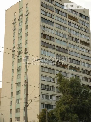 Продаж 2к квартири 47 кв. м на вул. В'ячеслава Чорновола 30