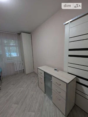Продаж 1к квартири 32 кв. м на вул. Вахтанга Кікабідзе 8 • I