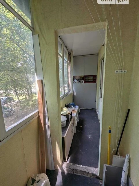 Продаж 1к квартири 32 кв. м на вул. Вахтанга Кікабідзе 8 • I