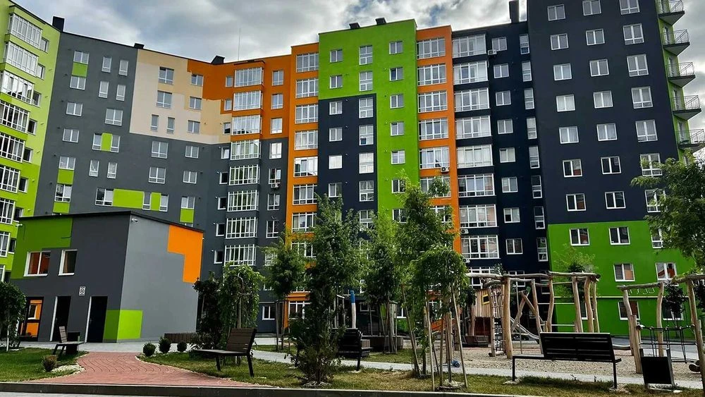Велика трикімнатна квартира в ЖК Міленіум